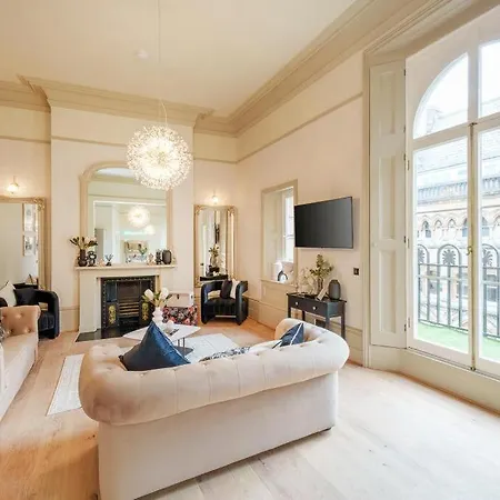 The Sovereign At The Bank Of England